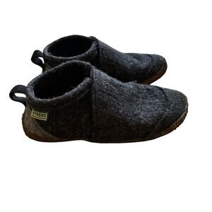 Kyrgies Tengries Wool Felt Slippers Womens US Size 5 Charcoal Gray Handmade
